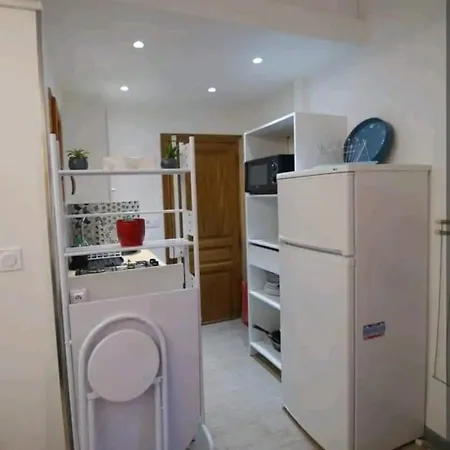 Apartment 2 Pieces Ou Studio Au Coeur De La Vieille Nice